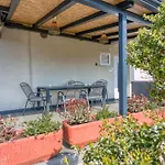Apartment Petricija With Garden
